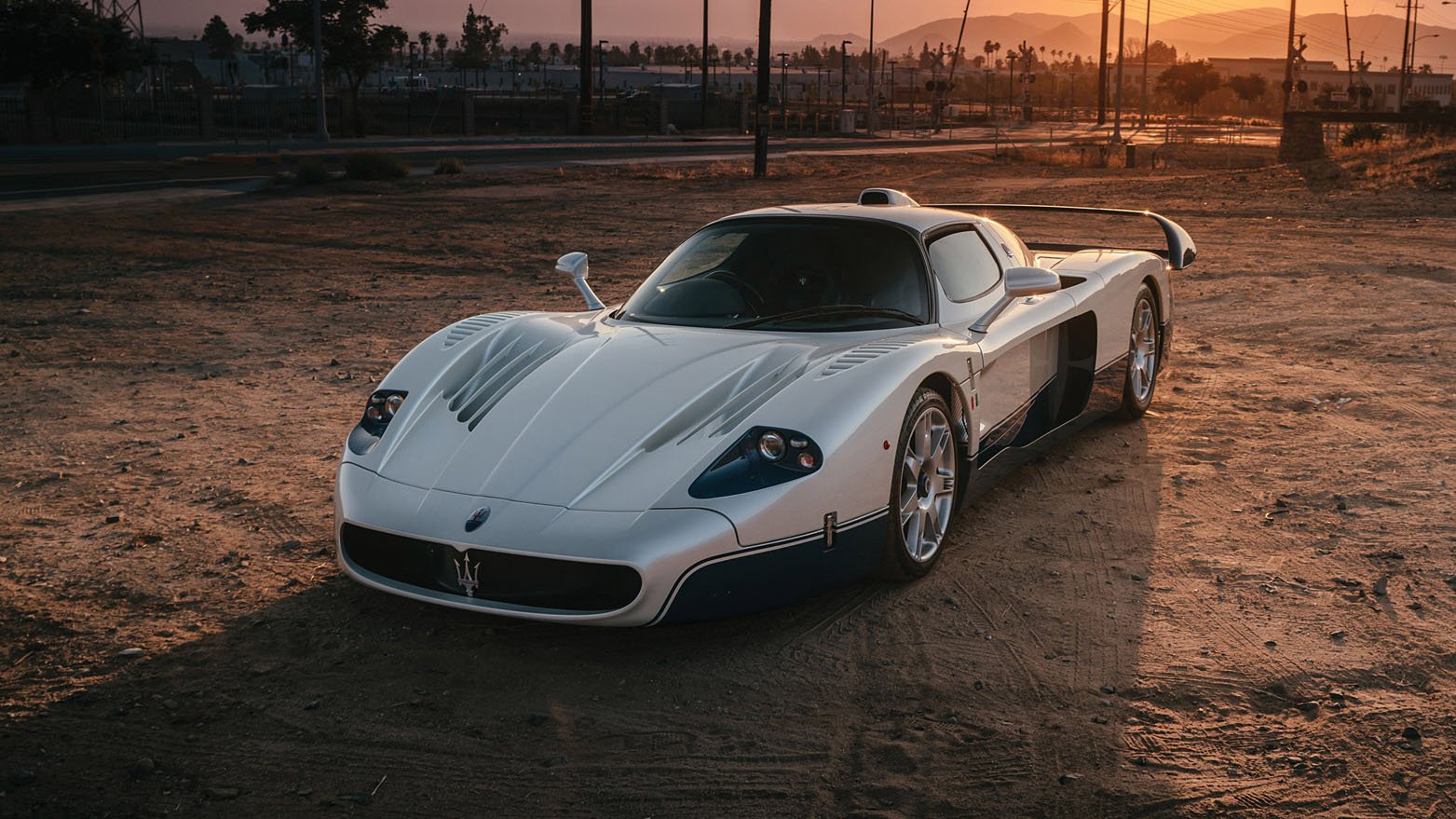 Характеристики maserati mc12