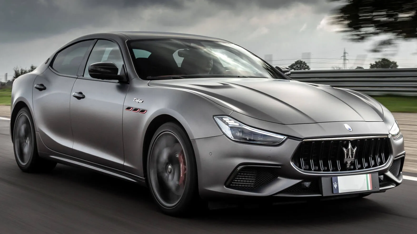 2020 Maserati Ghibli Review - Italian Perfection (The New Trofeo)