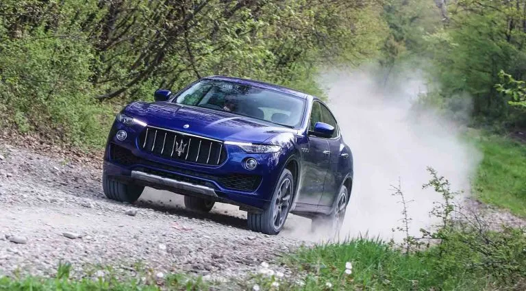 2017 Maserati Levante S Review – We’re “Skyhooked”