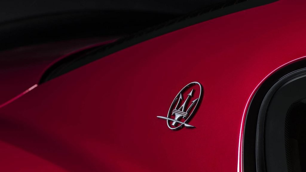 Maserati Saetta Emblem