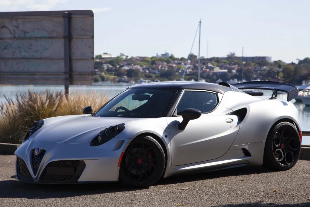 Alfa Romeo 4c pogea racing nemesis