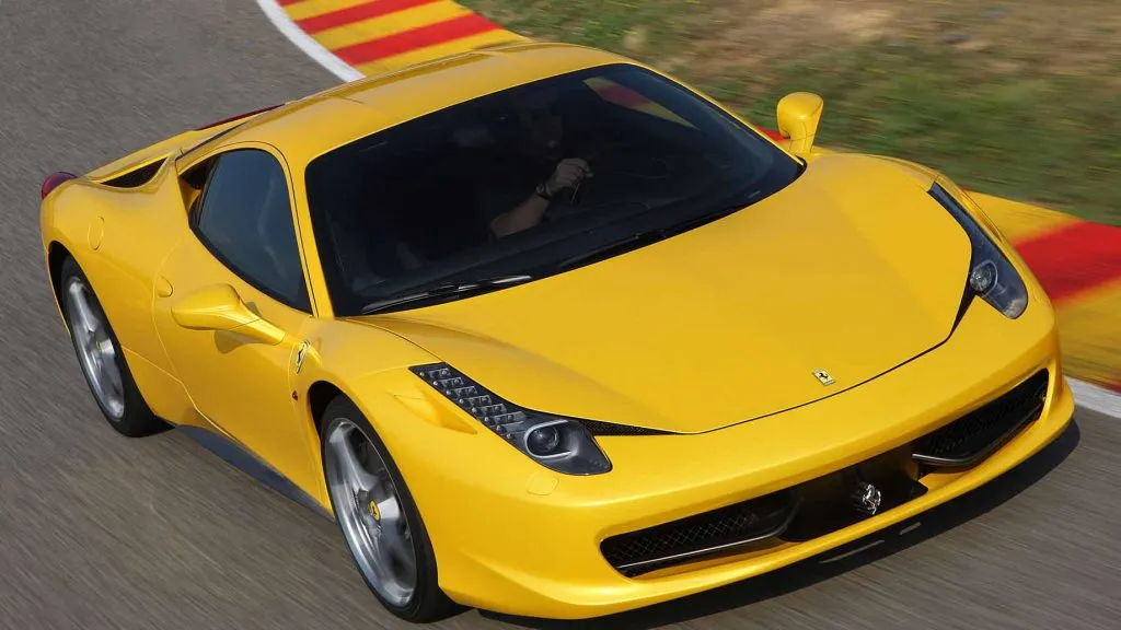 Ferrari 458 Italia in fast and furious 7