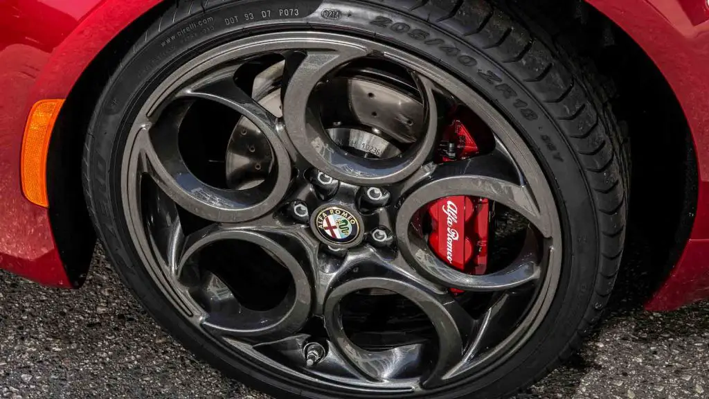 alfa romeo 4c wheels