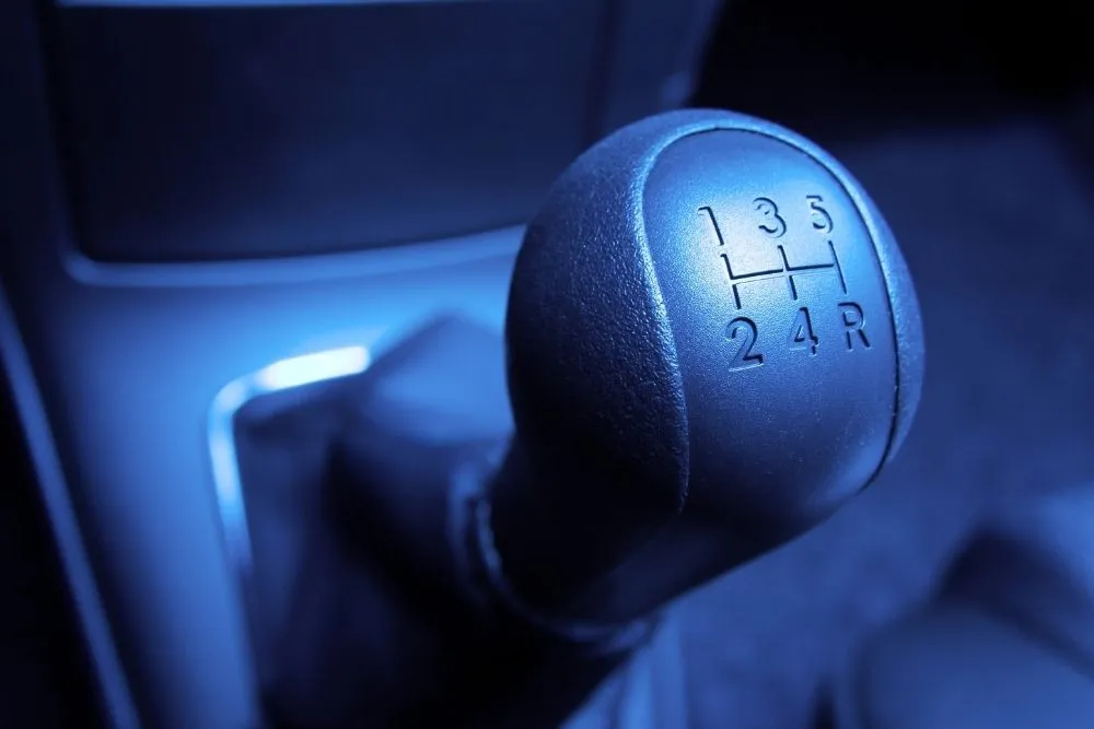 How to downshift your manual transmission car properly and smoothly