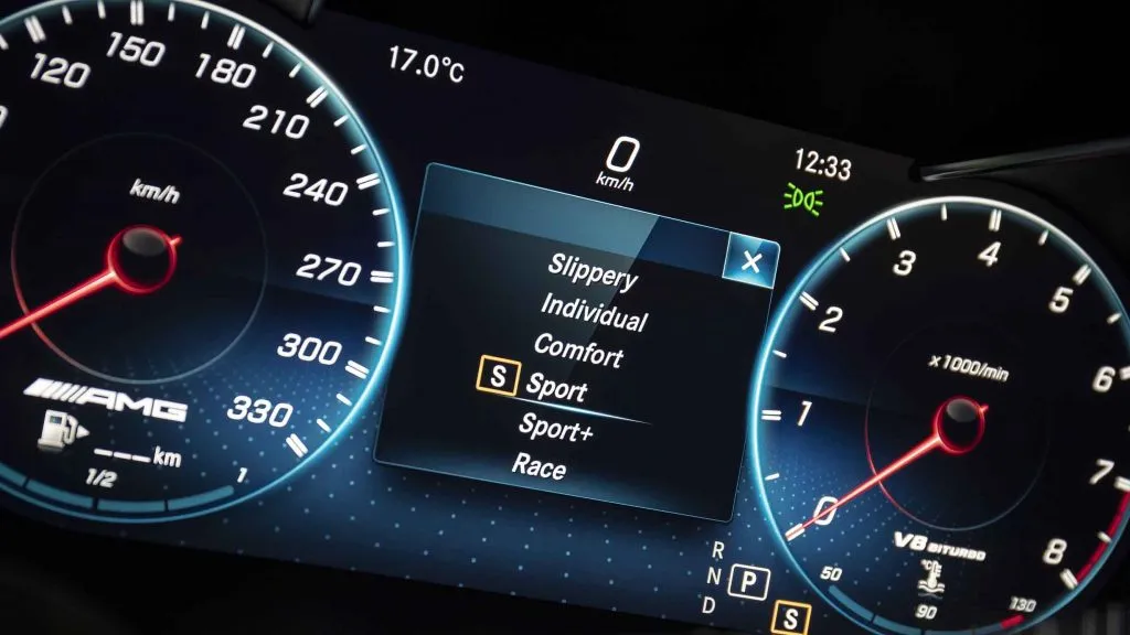 what does sport mode do