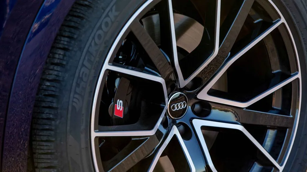 2021 Audi SQ8 wheels