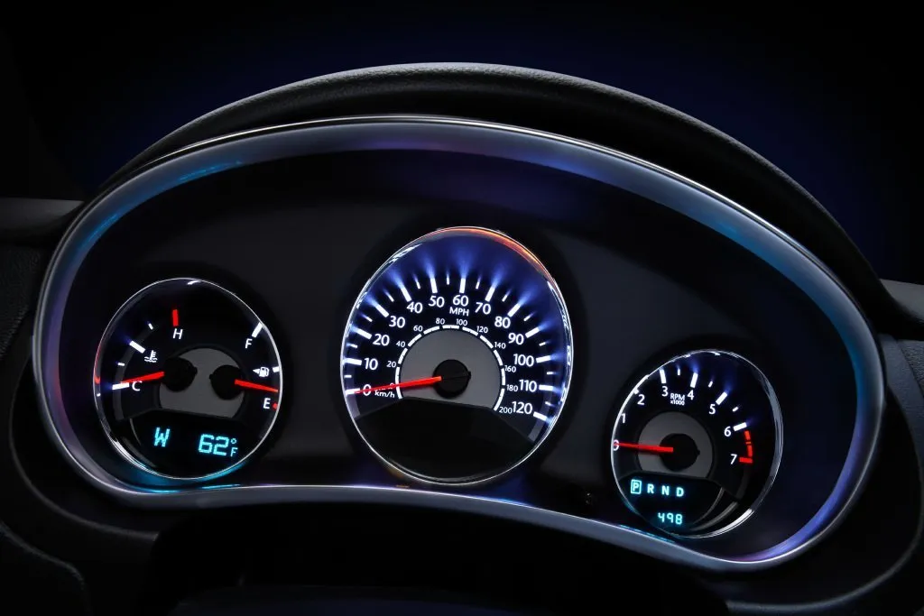 2012 chrysler 200 dash