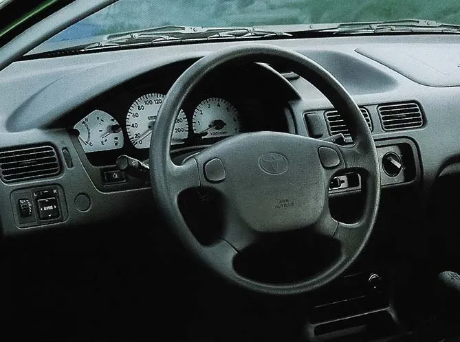 1995 toyota paseo interior