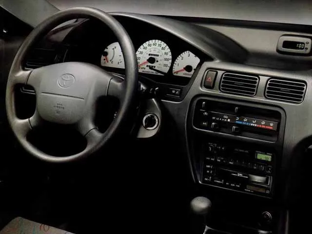 1995 toyota paseo interior