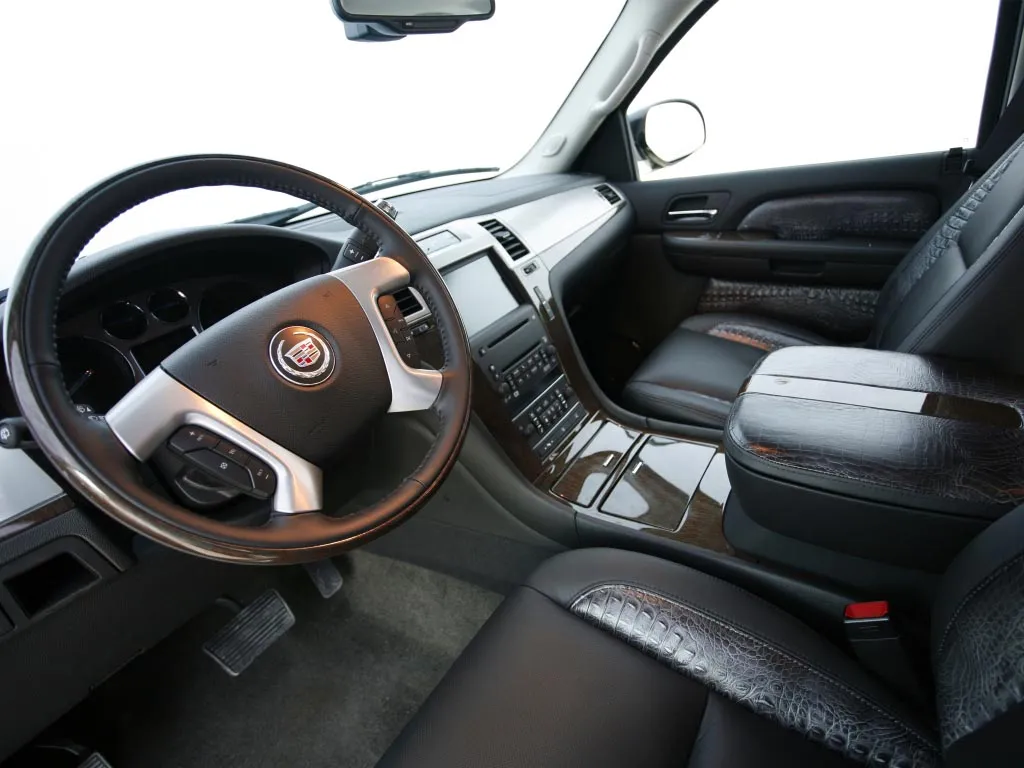 2007 cadillac escalade interior