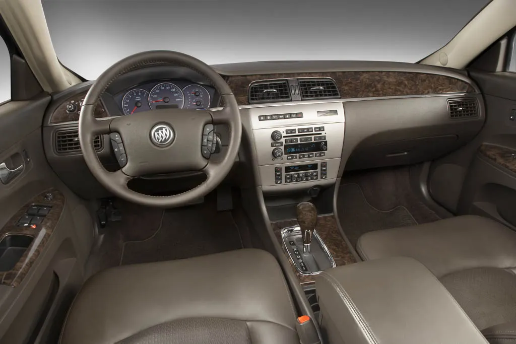 2008 Buick Lacrosse interior