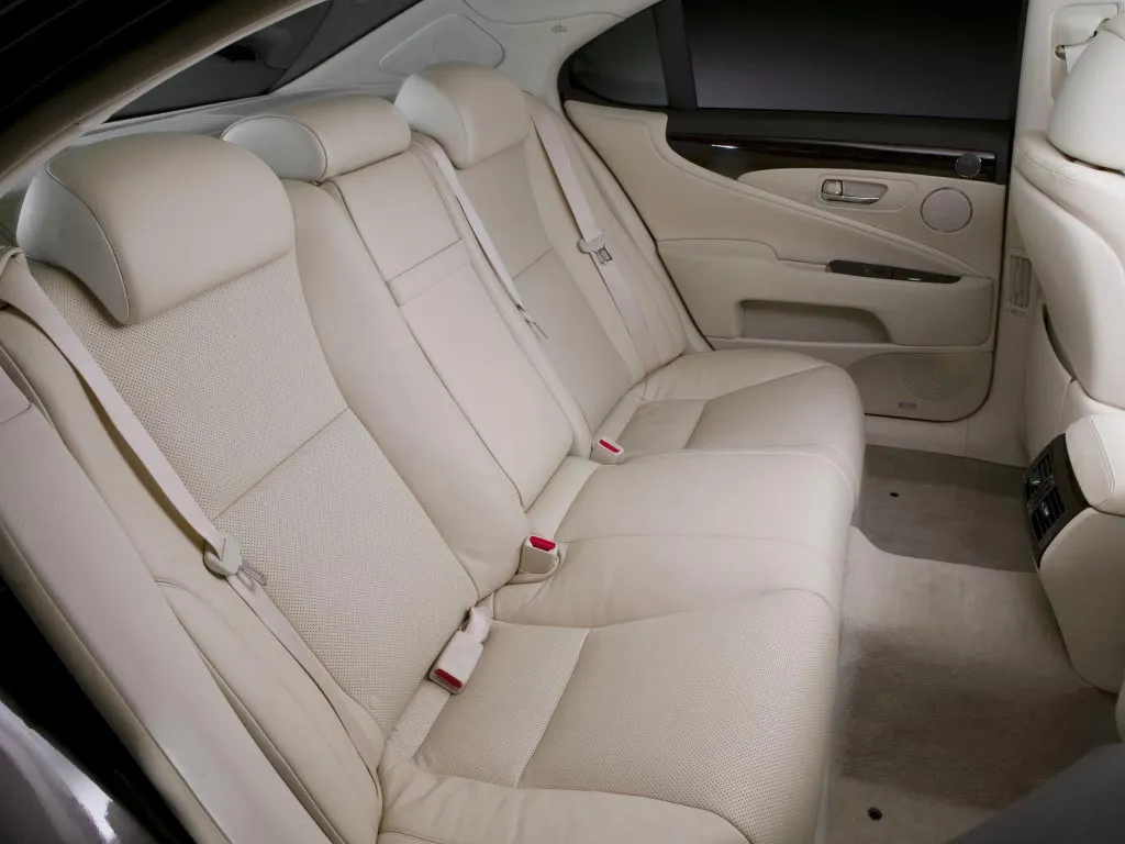 2008 lexus LS 460 interior