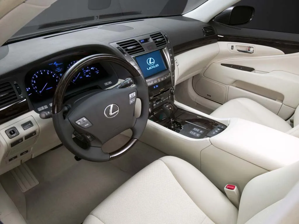 2008 lexus LS 460 interior