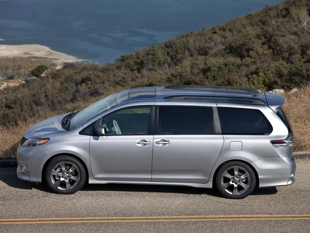 2012 toyota sienna