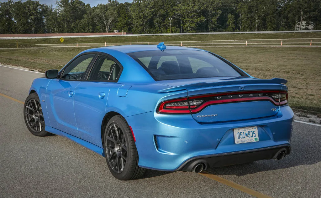 2021 dodge charger rt rear