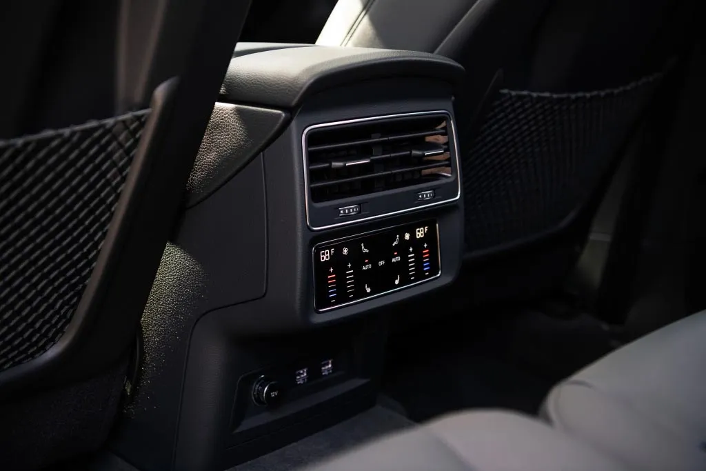 audi q7 interior