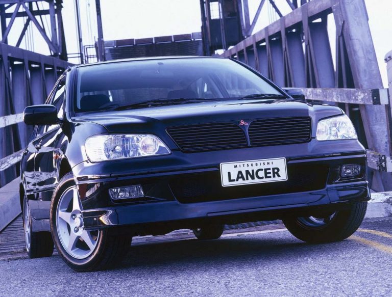 2003 Mitsubishi Lancer Review – Remarkably Sporty And Reliable
