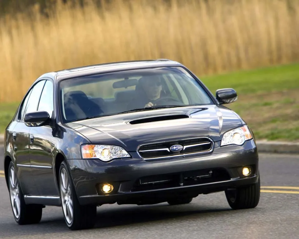 2005 subaru legacy