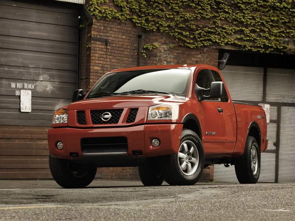 2010 nissan titan