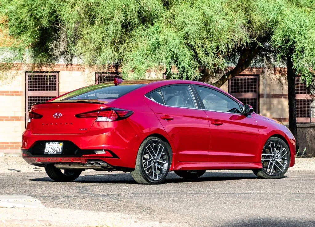 2018 hyundai elantra sport