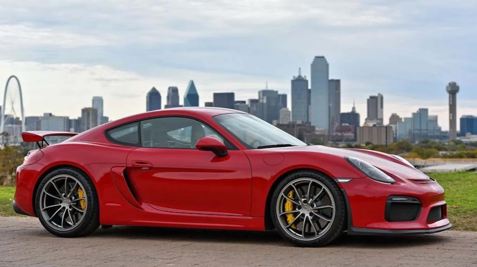 porsche carmine red